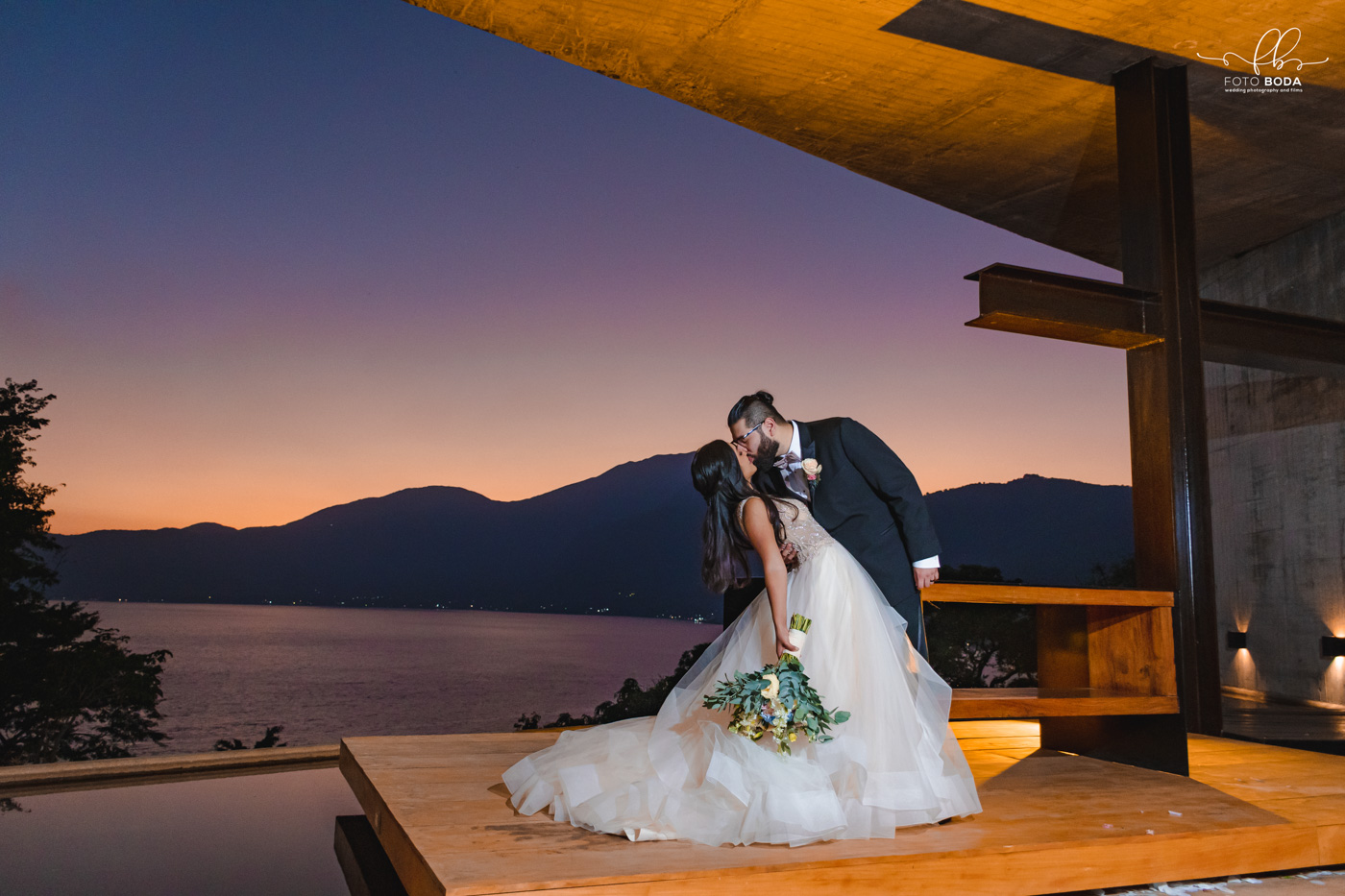 bodas de lujo  El Salvador, cardedeu, Lago de Coatepeque